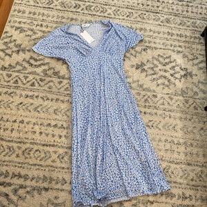 Blue and white flowers dress